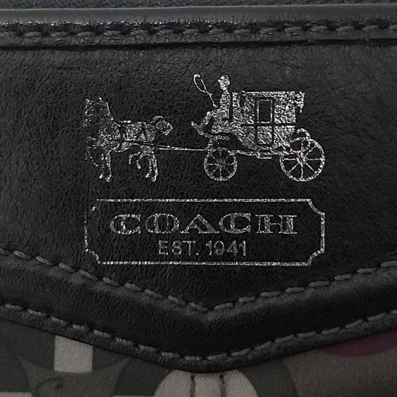 Coach Wrislet - Picture 2 of 6